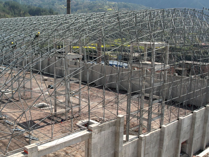 萬(wàn)源煤棚網(wǎng)架安裝